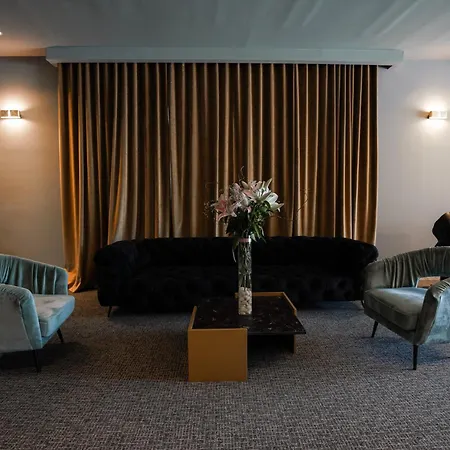 The View Boutique 4* Wlora