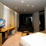Hotel The View Boutique 4*