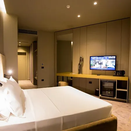The View Boutique Hotell 4*