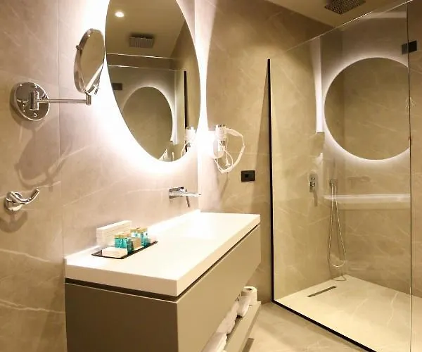 The View Boutique Hotel 4*