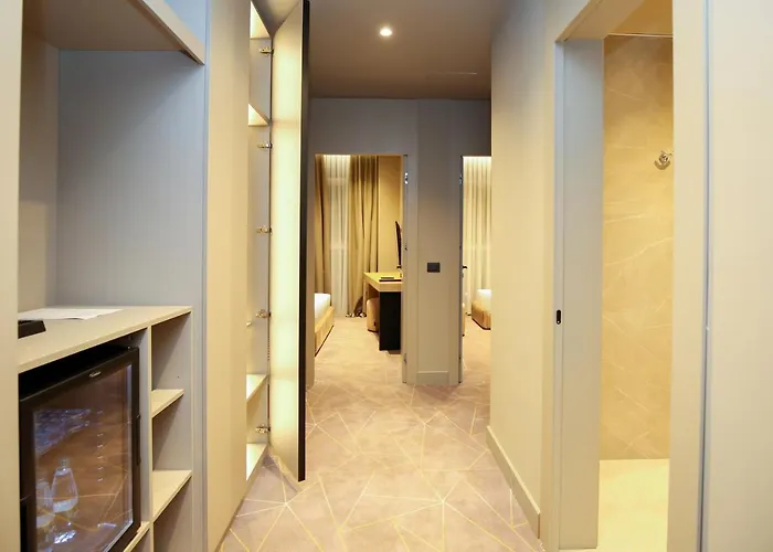 The View Boutique 4*