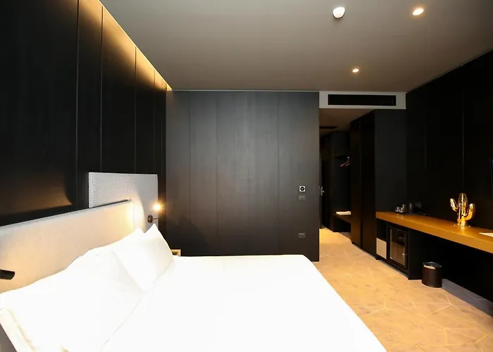 The View Boutique 4*